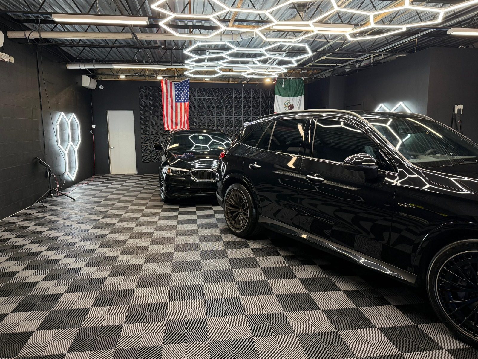 Auto detailing in Orlando, FL · Black V Protect gallery page hero