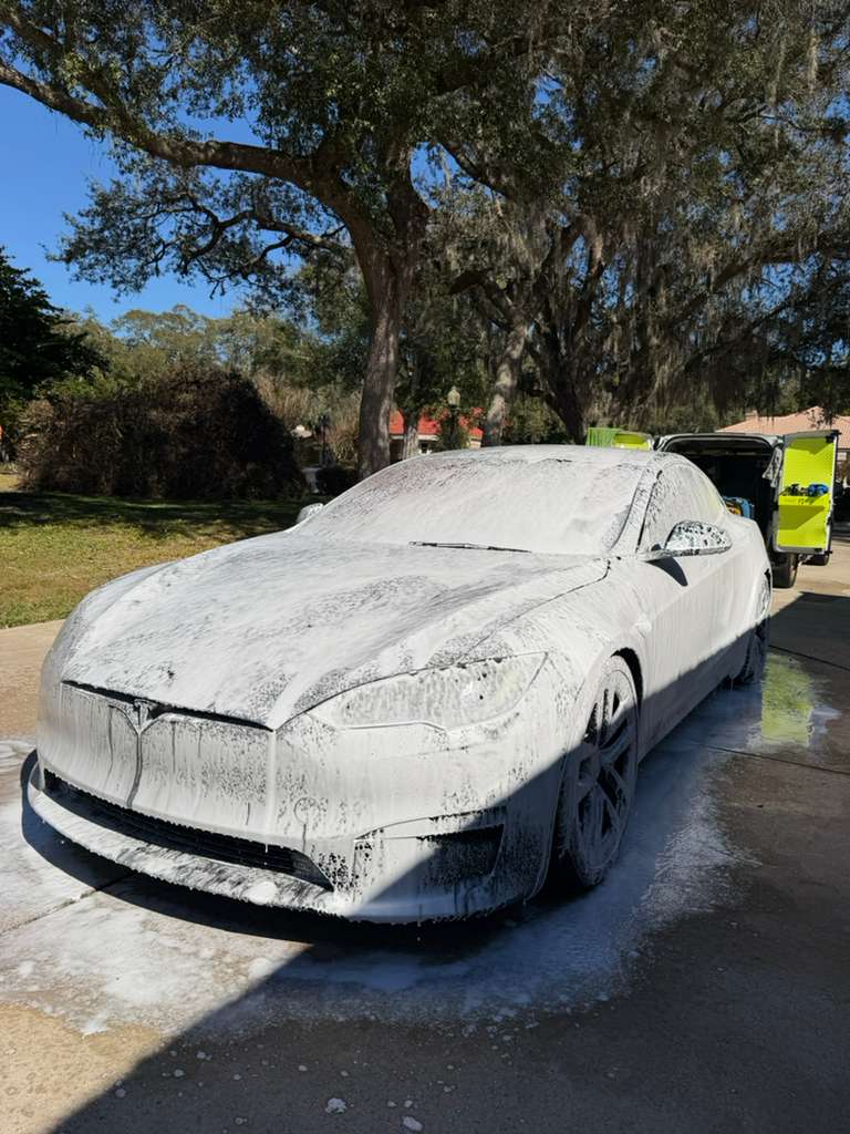 Mobile auto detailing in Orlando, FL · Tesla Model S foam wash service · gallery page